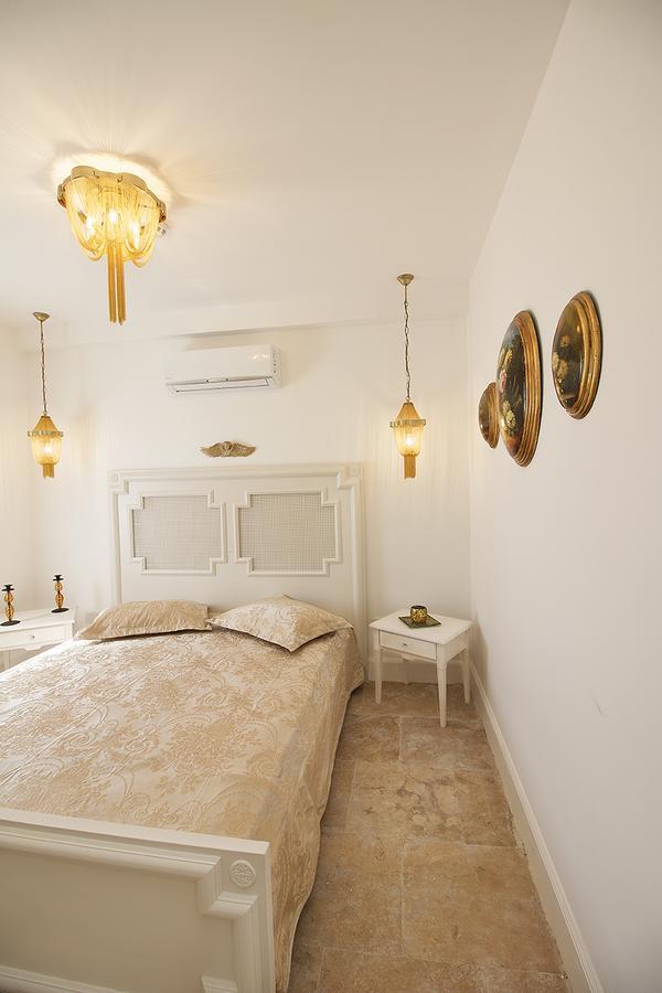 Fedora Butik Otel Alaçatı Luaran gambar